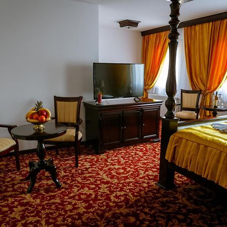 Hotel Zlatarski Zlatnik Nova Varoš Exteriör bild
