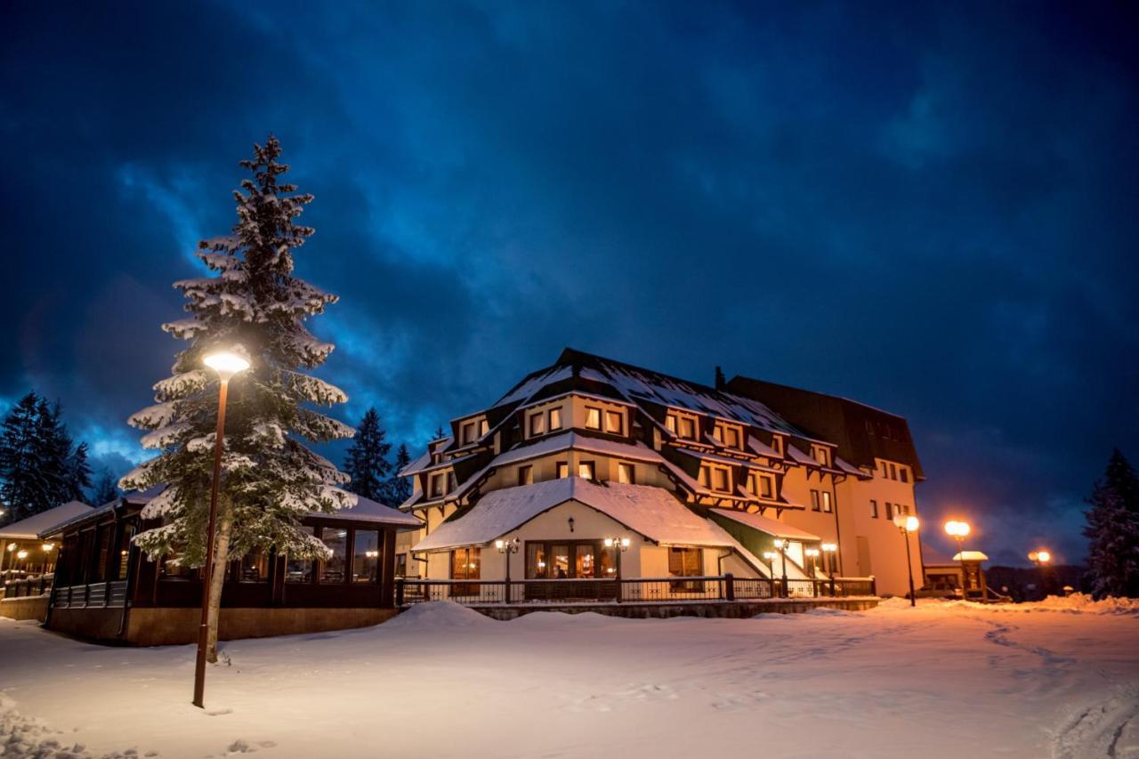 Hotel Zlatarski Zlatnik Nova Varoš Exteriör bild