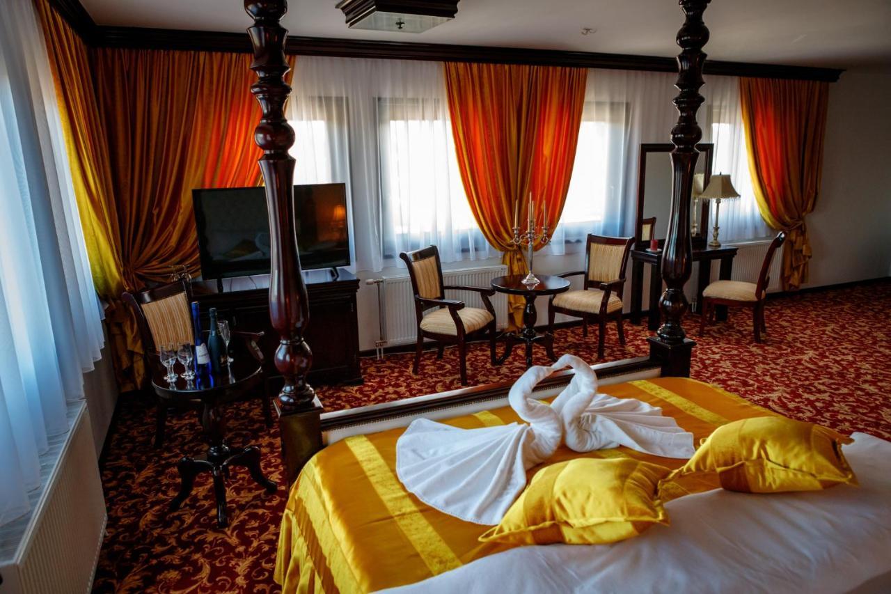 Hotel Zlatarski Zlatnik Nova Varoš Exteriör bild