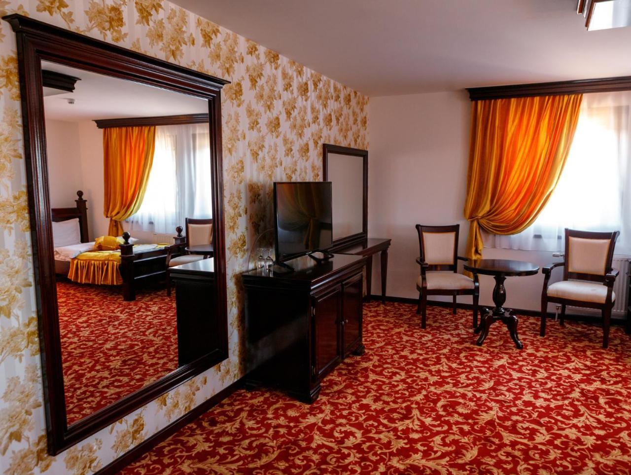 Hotel Zlatarski Zlatnik Nova Varoš Exteriör bild