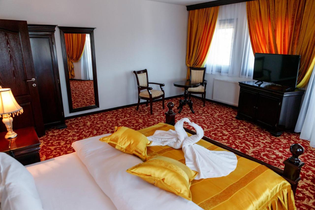 Hotel Zlatarski Zlatnik Nova Varoš Exteriör bild